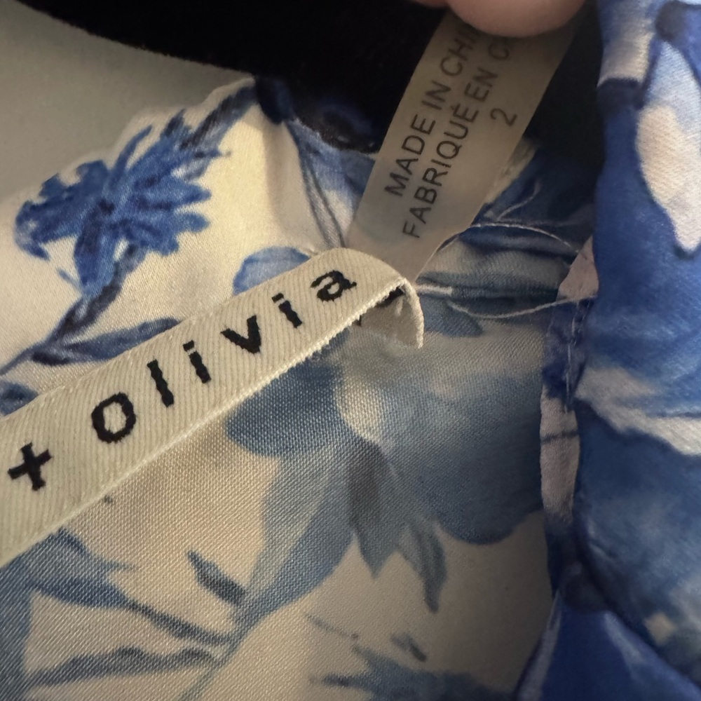Alice + Olivia Leighton Blue White Floral Romper, Size US 2 - Picture 7 of 8